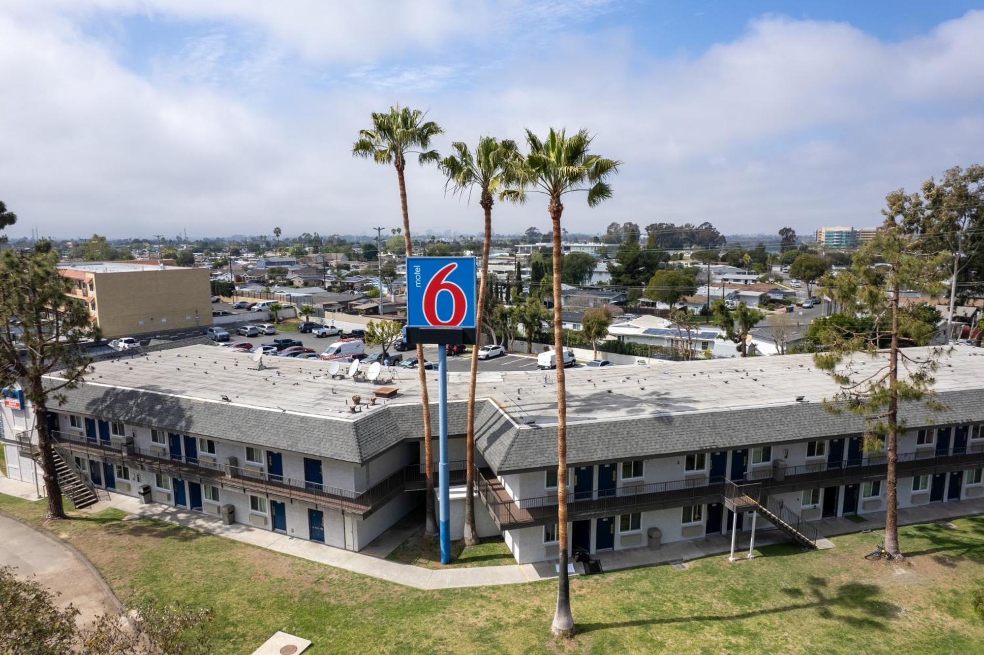 Hotel 6-san Diego, Ca - North San Diego