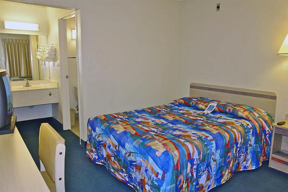 Hotel 6-san Diego, Ca - North 3*